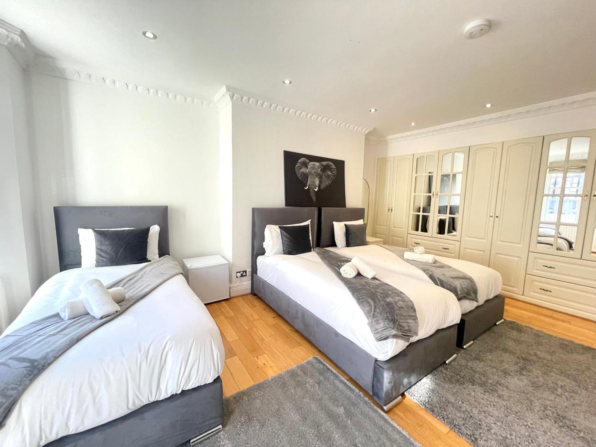 Hyde Park Corner House Apartment Лондон Екстериор снимка